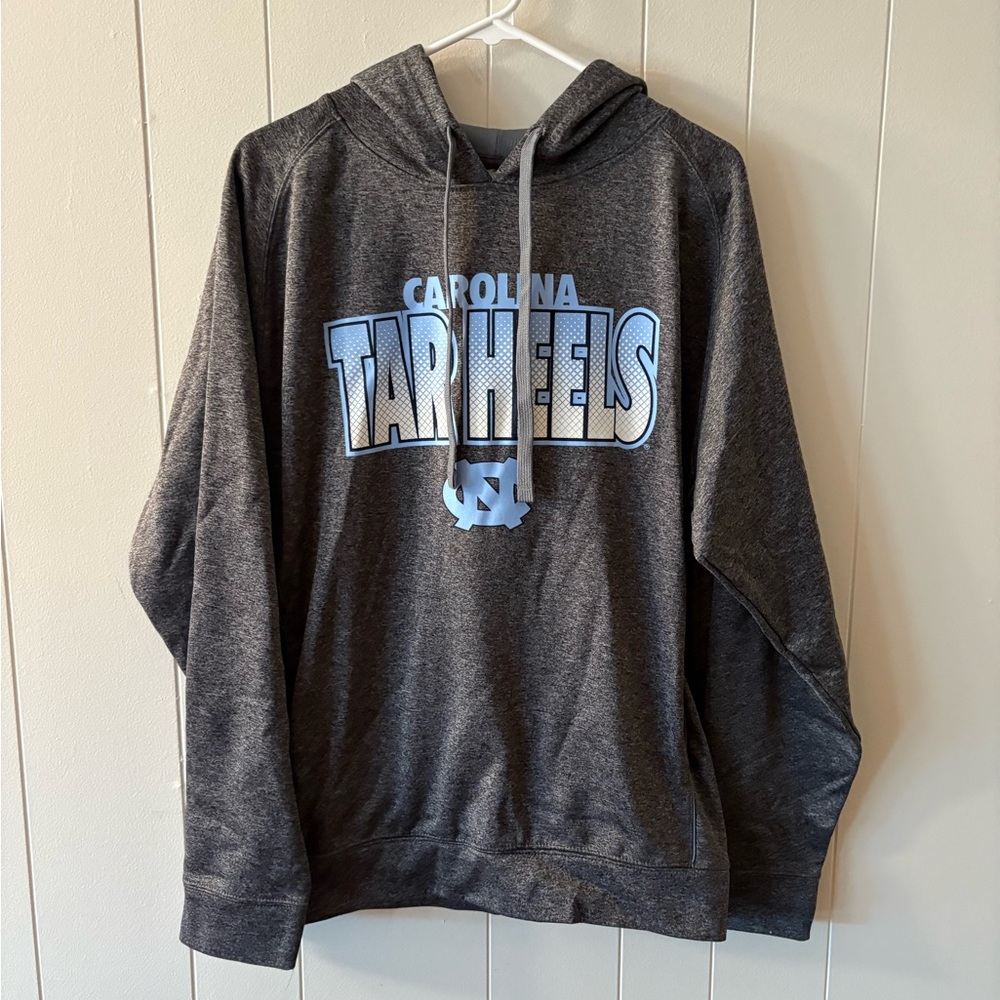 Knights Apparel Gray Carolina Tar Heels adult Medium Hooded Sweatshirt college